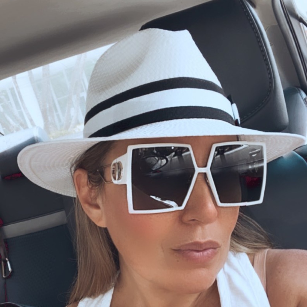 Dior Cream and Black Square Sunglasses - Picture 2 of 6